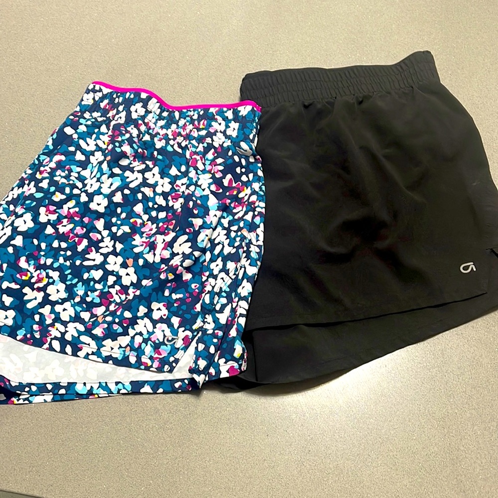 Set of gap work out running shorts worn handful of times